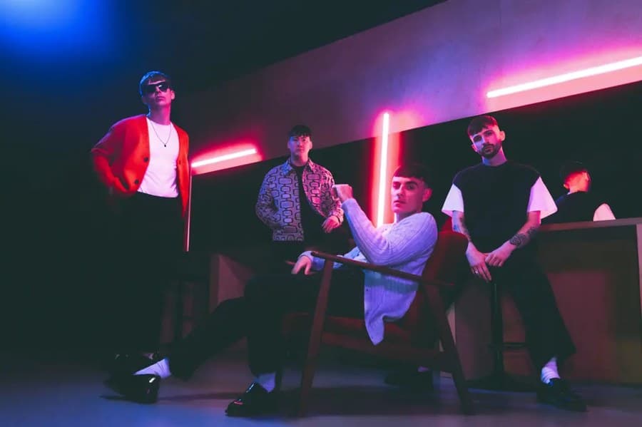 The K’s, the band on the example artist page